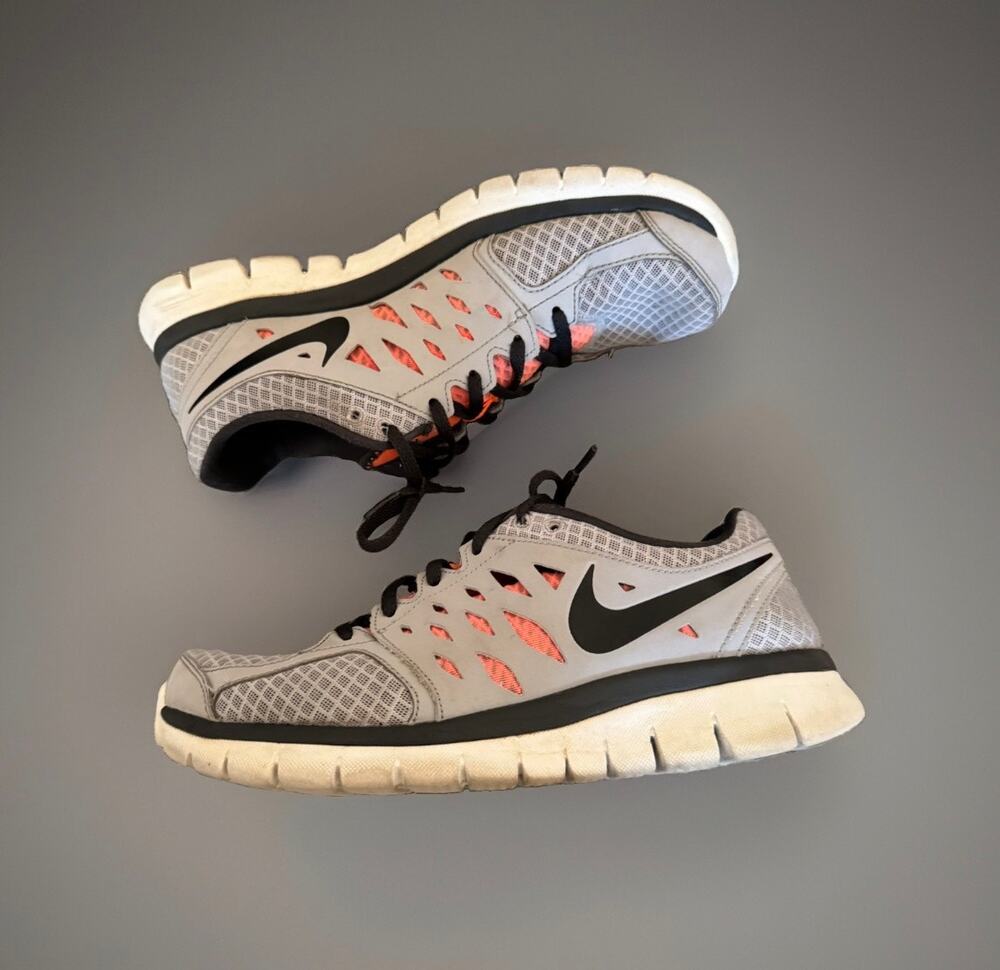 Nike Flex 2013 Run Men’s Size 9 Gray Black Orange Running Shoes Sneakers
